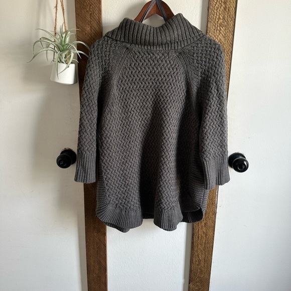 Dress Barn Plus Women’s Gray Cowl Neck Acrylic Knit Sweater Pullover Size 1X - Picture 6 of 11